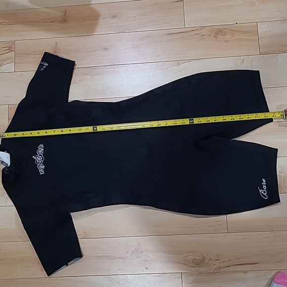 Women's size 12 Bare short wetsuit - Picture 4 of 6